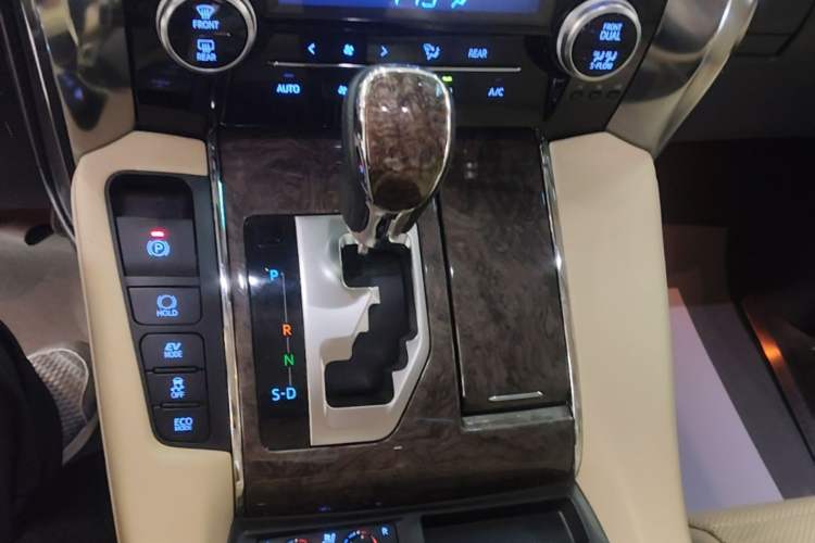 Used Toyota Alphard 2021 Dual-Engine 2.5L Prestige Edition Gear Lever