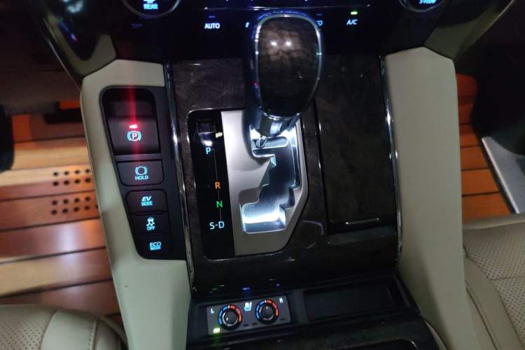 Used Toyota Alphard 2021 Dual-Engine 2.5L Prestige Edition Gear Lever
