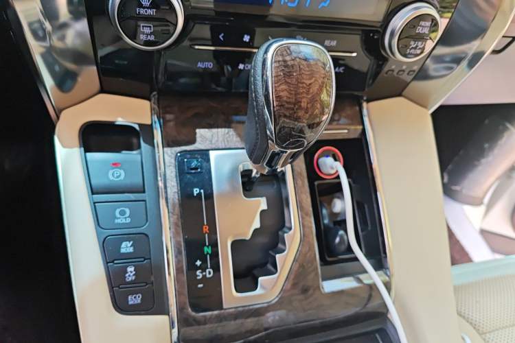 Used Toyota Alphard 2021 Dual-Engine 2.5L Prestige Edition Gear Lever