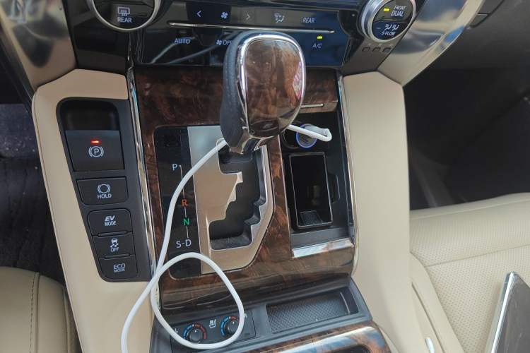 Used Toyota Alphard 2021 Dual-Engine 2.5L Luxury Edition Gear Lever