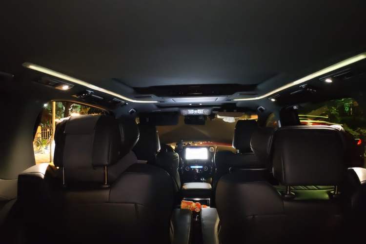 Used Toyota Alphard 2021 Dual-Motor 2.5L Premium Edition Headliner