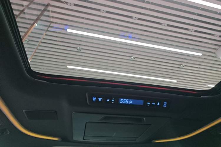 Used Toyota Alphard 2021 Dual-Engine 2.5L Prestige Edition Headliner