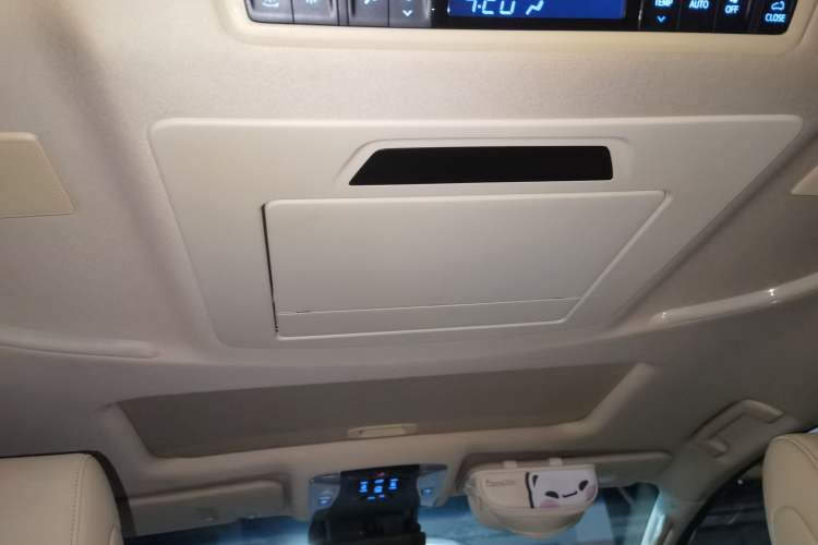 Used Toyota Alphard 2021 Dual-Engine 2.5L Luxury Edition Headliner