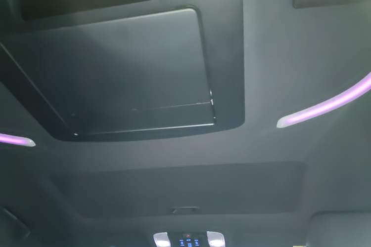 Used Toyota Alphard 2021 Dual-Motor 2.5L Premium Edition Headliner