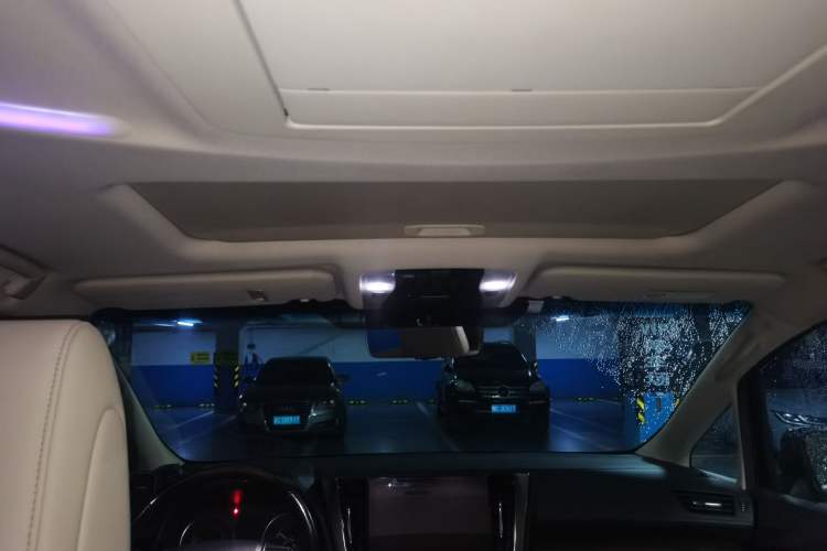 Used Toyota Alphard 2021 Dual-Engine 2.5L Prestige Edition Headliner