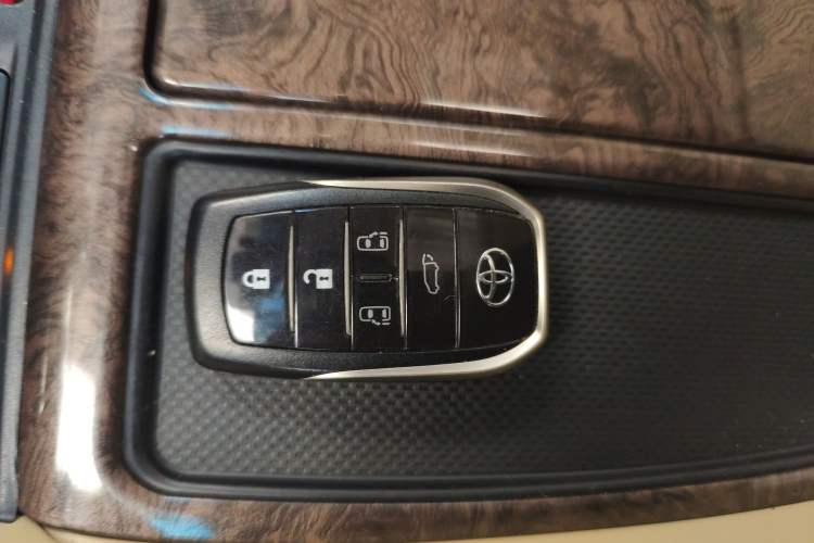 Used Toyota Alphard 2021 Dual-Engine 2.5L Prestige Edition Interior 1