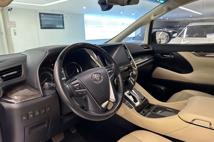 Used Toyota Alphard 2021 Dual-Engine 2.5L Prestige Edition Interior 13