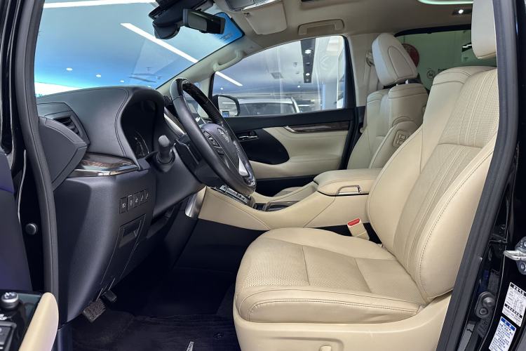 Used Toyota Alphard 2021 Dual-Engine 2.5L Prestige Edition Interior 15