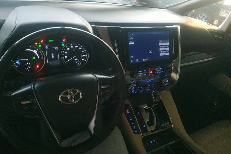 Used Toyota Alphard 2021 Dual-Engine 2.5L Luxury Edition Interior 2