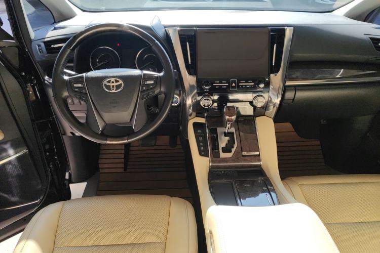 Used Toyota Alphard 2021 Dual-Engine 2.5L Prestige Edition Interior 2