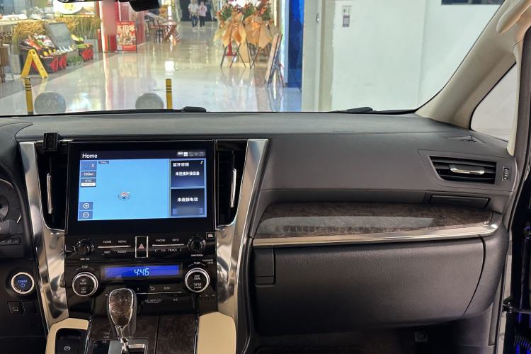 Used Toyota Alphard 2021 Dual-Engine 2.5L Prestige Edition Interior 3