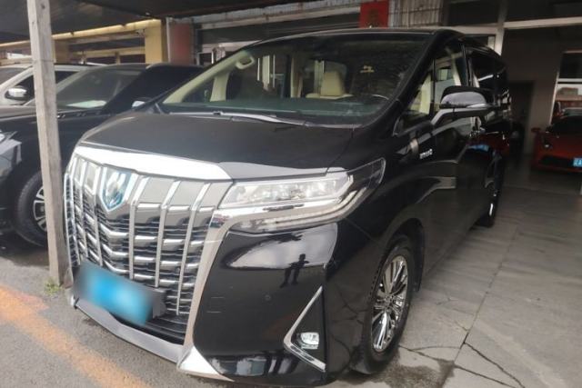 Ojetý Toyota Alphard 2021 Dual-Engine 2.5L Luxury Edition
