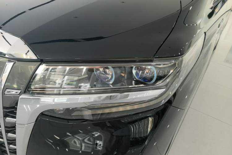 Used Toyota Alphard 2021 Dual-Engine 2.5L Luxury Edition Left Front Headlight