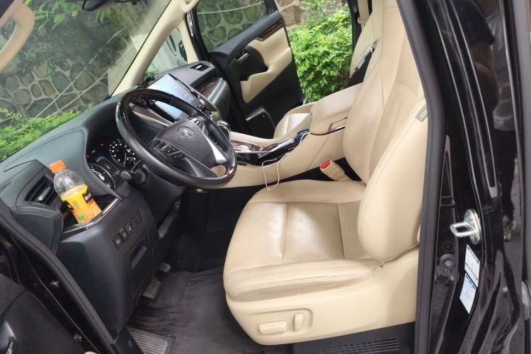 Used Toyota Alphard 2021 Dual-Engine 2.5L Luxury Edition Left Front Seat