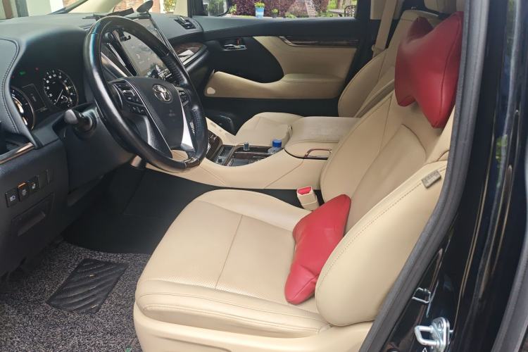 Used Toyota Alphard 2021 Dual-Engine 2.5L Luxury Edition Left Front Seat