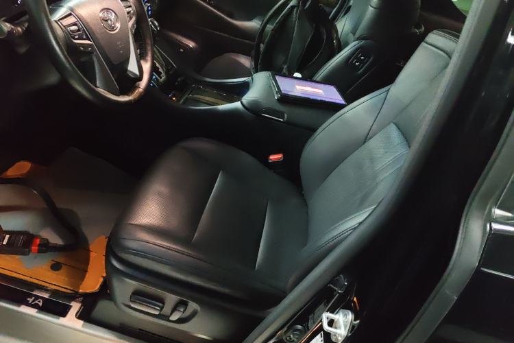 Used Toyota Alphard 2021 Dual-Motor 2.5L Premium Edition Left Front Seat