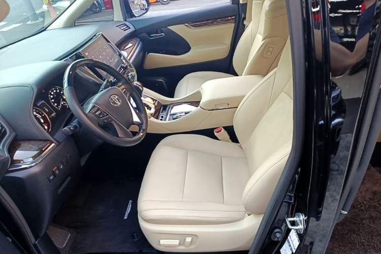 Used Toyota Alphard 2021 Dual-Engine 2.5L Luxury Edition Left Front Seat