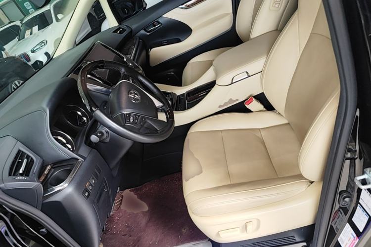 Used Toyota Alphard 2021 Dual-Engine 2.5L Luxury Edition Left Front Seat
