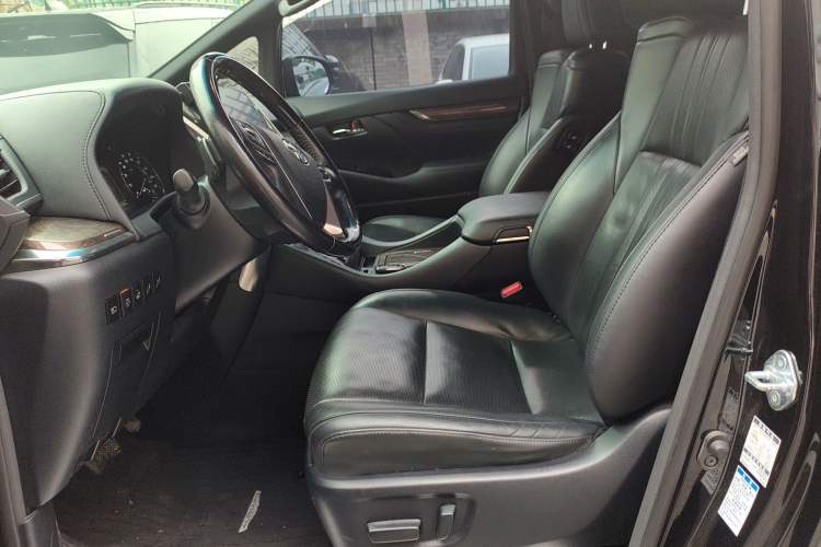 Used Toyota Alphard 2021 Dual-Engine 2.5L Prestige Edition Left Front Seat