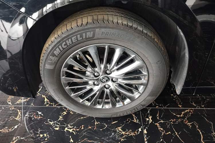Used Toyota Alphard 2021 Dual-Engine 2.5L Luxury Edition Left Front Wheel Hub