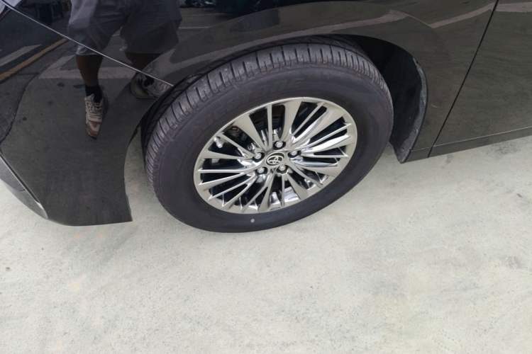 Used Toyota Alphard 2021 Dual-Engine 2.5L Prestige Edition Left Front Wheel Hub