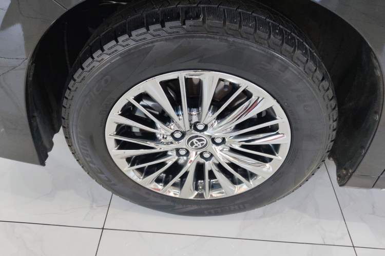 Used Toyota Alphard 2021 Dual-Engine 2.5L Prestige Edition Left Front Wheel Hub