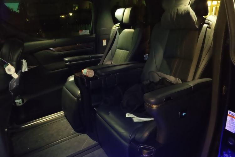 Used Toyota Alphard 2021 Dual-Motor 2.5L Premium Edition Left Rear Seat