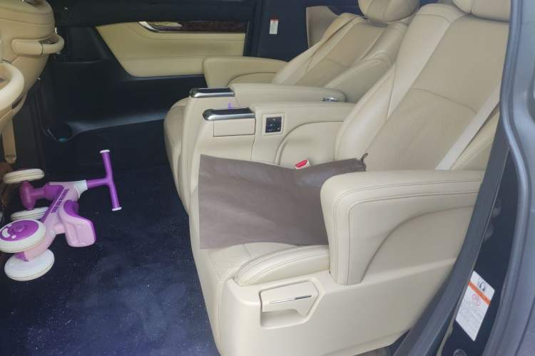 Used Toyota Alphard 2021 Dual-Engine 2.5L Luxury Edition Left Rear Seat