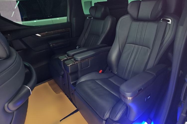 Used Toyota Alphard 2021 Dual-Engine 2.5L Prestige Edition Left Rear Seat