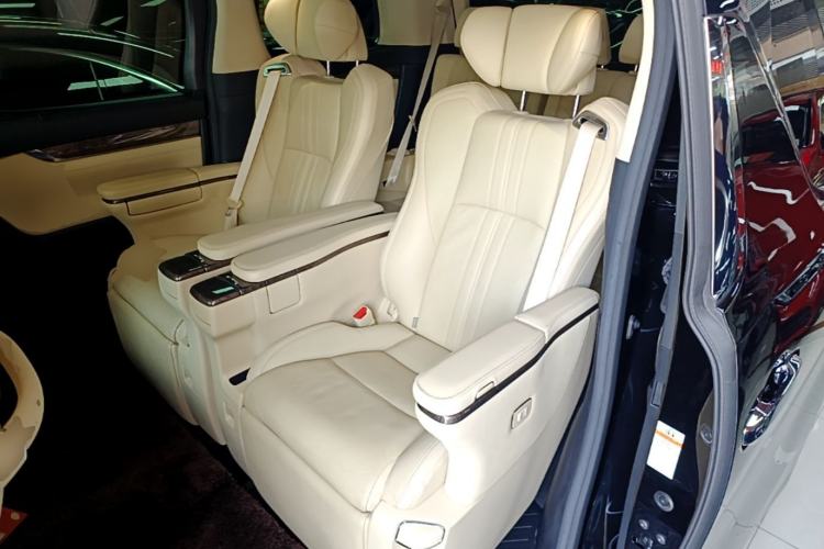Used Toyota Alphard 2021 Dual-Engine 2.5L Prestige Edition Left Rear Seat