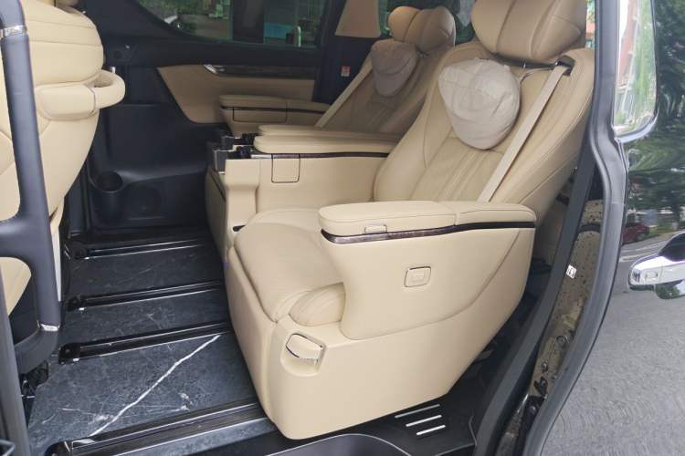 Used Toyota Alphard 2021 Dual-Engine 2.5L Prestige Edition Left Rear Seat