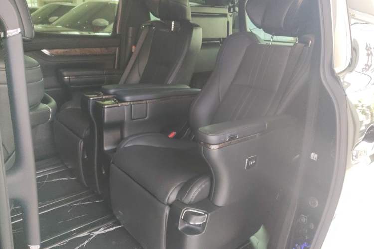 Used Toyota Alphard 2021 Dual-Engine 2.5L Prestige Edition Left Rear Seat