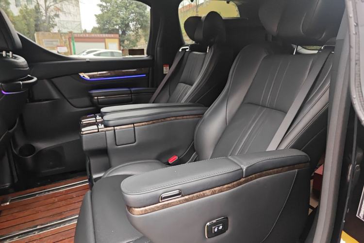Used Toyota Alphard 2021 Dual-Engine 2.5L Prestige Edition Left Rear Seat