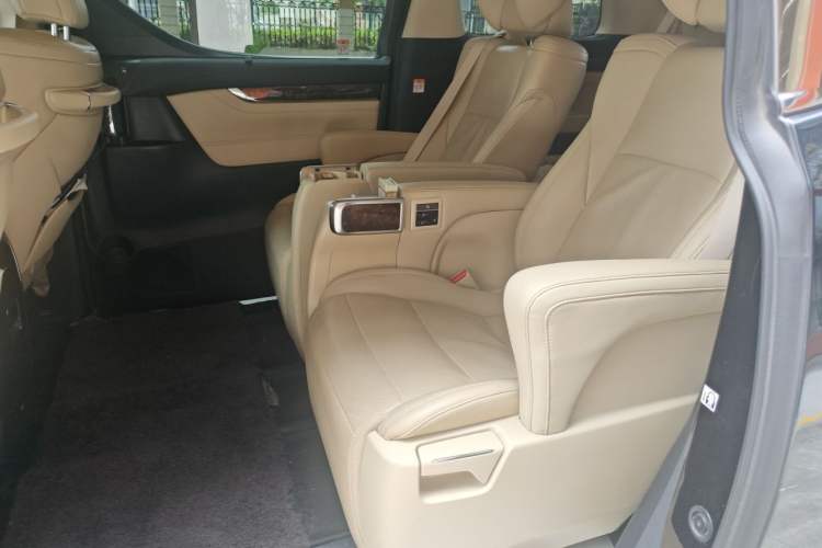 Used Toyota Alphard 2021 Dual-Engine 2.5L Luxury Edition Left Rear Seat