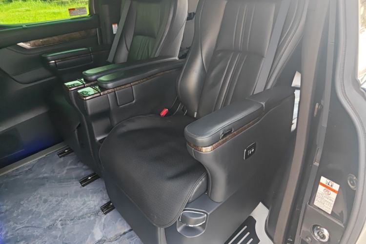 Used Toyota Alphard 2021 Dual-Engine 2.5L Prestige Edition Left Rear Seat