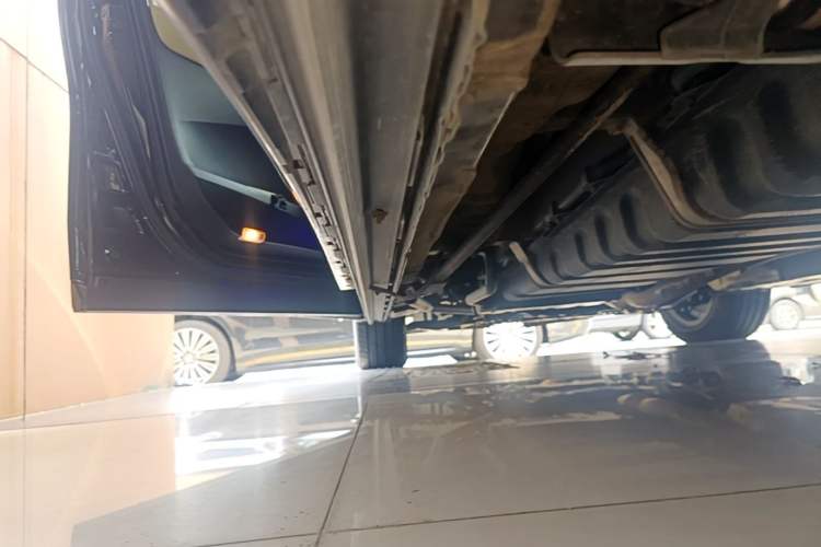 Used Toyota Alphard 2021 Dual-Engine 2.5L Luxury Edition Left Side Sill