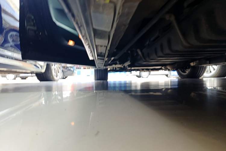 Used Toyota Alphard 2021 Dual-Engine 2.5L Prestige Edition Left Side Sill