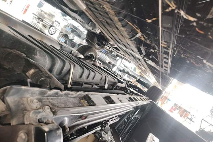 Used Toyota Alphard 2021 Dual-Engine 2.5L Luxury Edition Left Side Sill