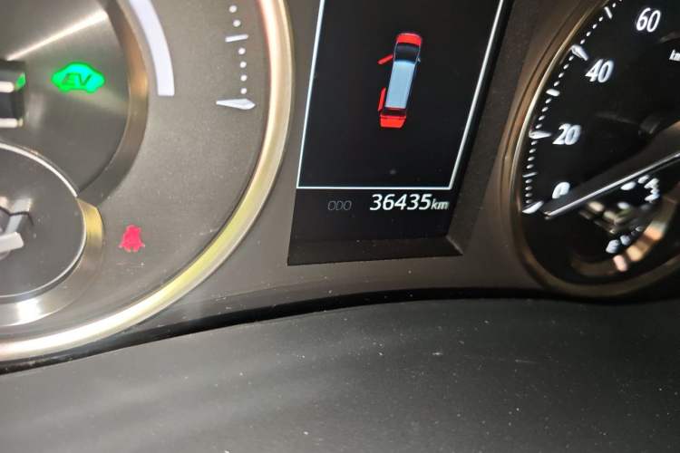 Used Toyota Alphard 2021 Dual-Motor 2.5L Premium Edition Odometer Close Up