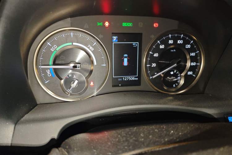 Used Toyota Alphard 2021 Dual-Engine 2.5L Prestige Edition Odometer Close Up