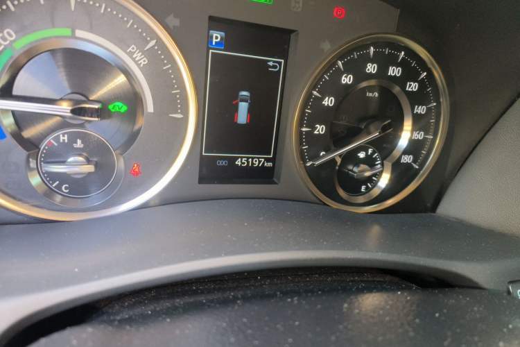Used Toyota Alphard 2021 Dual-Engine 2.5L Prestige Edition Odometer Close Up