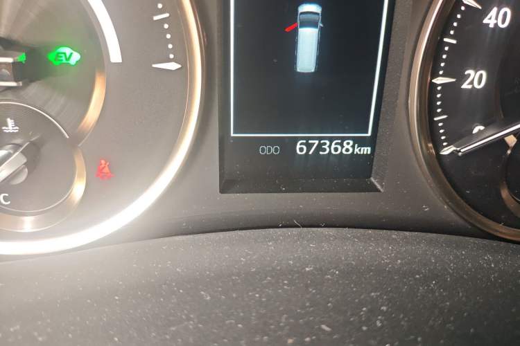 Used Toyota Alphard 2021 Dual-Engine 2.5L Luxury Edition Odometer Close Up