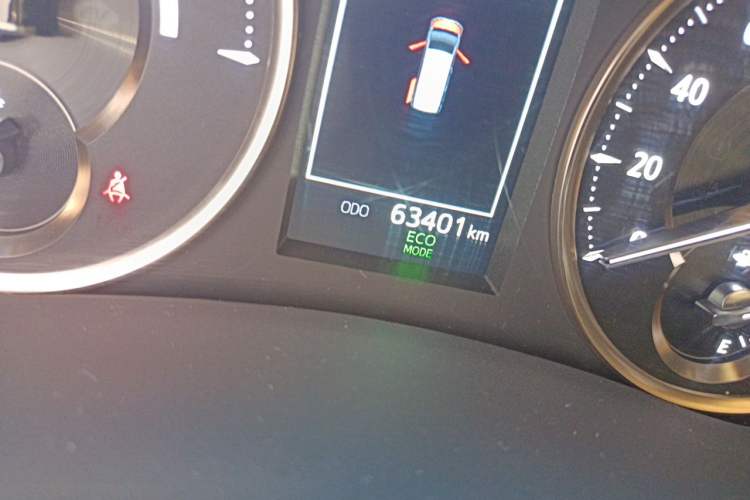 Used Toyota Alphard 2021 Dual-Engine 2.5L Luxury Edition Odometer Close Up
