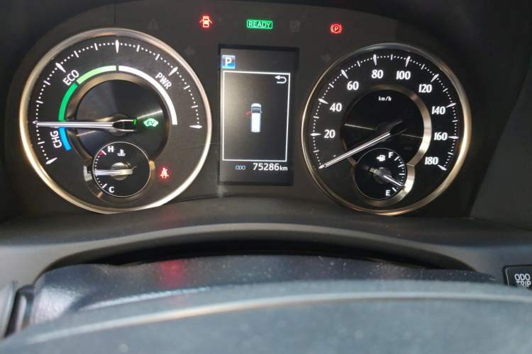 Used Toyota Alphard 2021 Dual-Engine 2.5L Prestige Edition Odometer Close Up