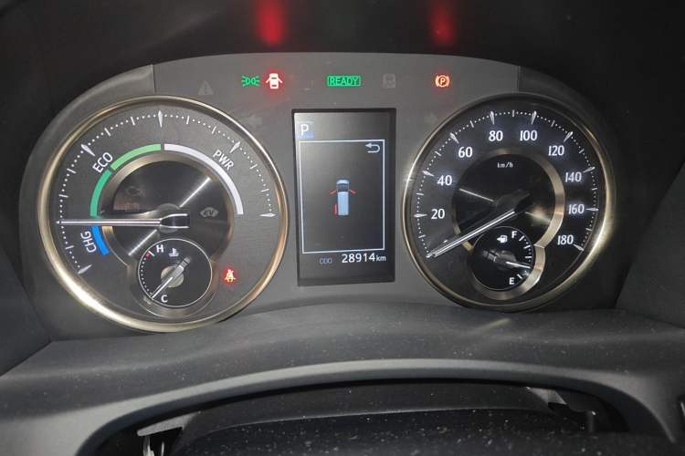 Used Toyota Alphard 2021 Dual-Engine 2.5L Prestige Edition Odometer Close Up