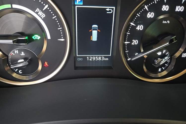 Used Toyota Alphard 2021 Dual-Engine 2.5L Prestige Edition Odometer Close Up