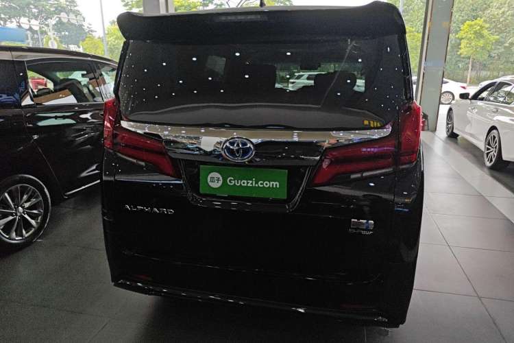 Used Toyota Alphard 2021 Dual-Engine 2.5L Luxury Edition Rear