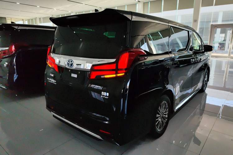 Used Toyota Alphard 2021 Dual-Motor 2.5L Premium Edition Rear Right 45 Deg