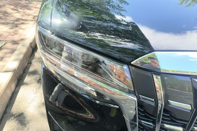 Used Toyota Alphard 2021 Dual-Engine 2.5L Prestige Edition Right Front Headlight