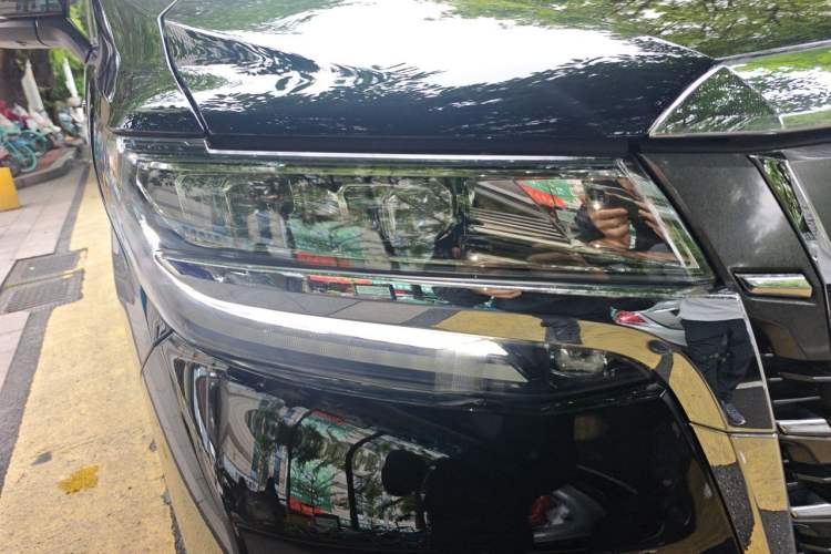 Used Toyota Alphard 2021 Dual-Engine 2.5L Prestige Edition Right Front Headlight